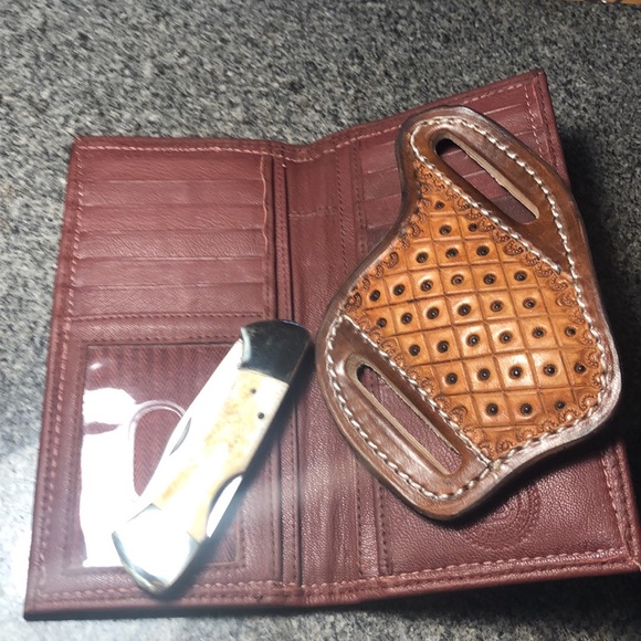 Holster and roper wallet with vintage Parker bros knife included - Picture 2 of 2
